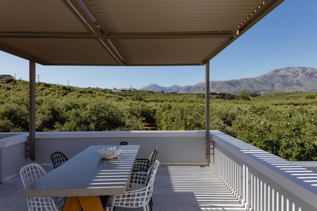 Mikro Livadi Special Lodges - Has An Eco Salt Water Pool - 150M From The Beach Episkopi-Chania Exterior photo